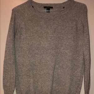 Cute gray barely worn sweater